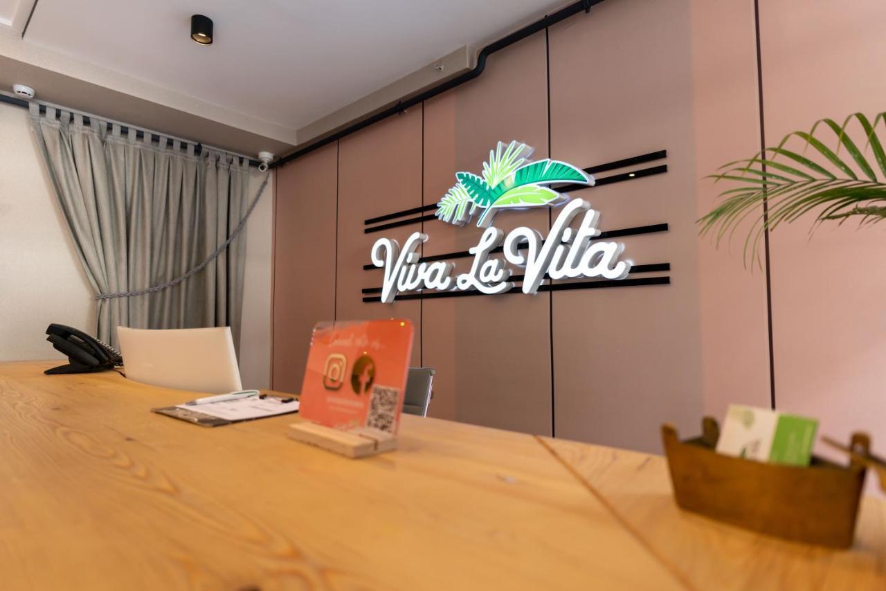 Viva La Vita Hotel İzmir Exterior photo